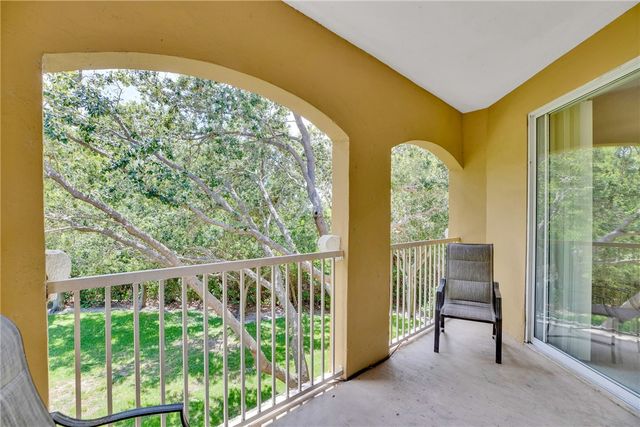 5045 Fairways Circle D306, Vero Beach, FL 32967