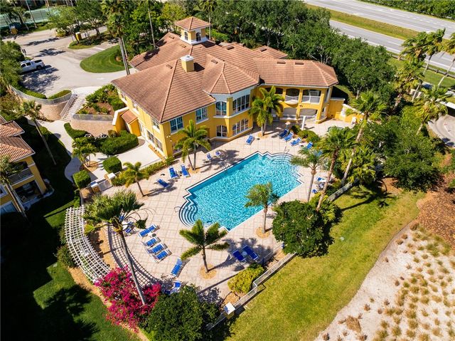 5045 Fairways Circle D306, Vero Beach, FL 32967