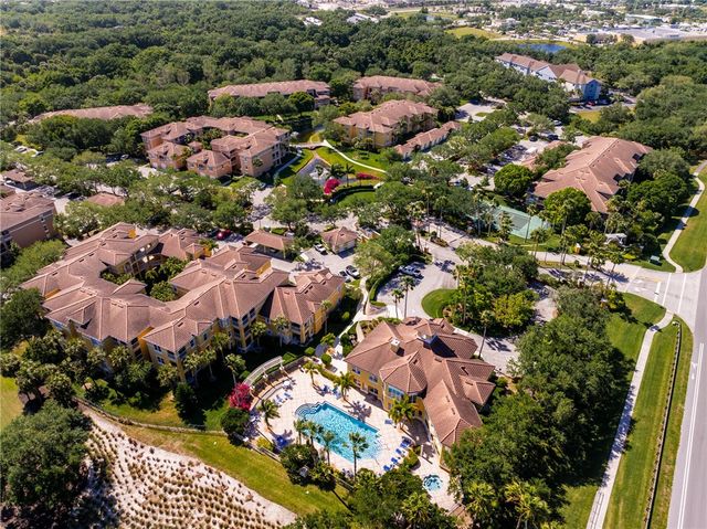 5045 Fairways Circle D306, Vero Beach, FL 32967