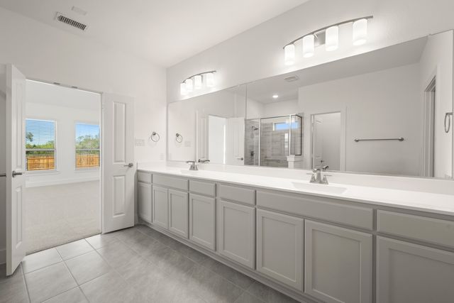 1915 Silvercreek Lane, Cedar Hill, TX 75104