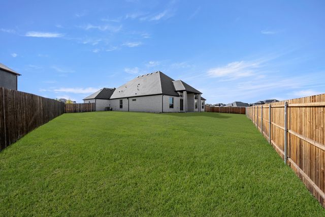 1915 Silvercreek Lane, Cedar Hill, TX 75104