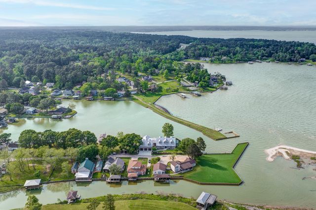 321 Marina Drive, Coldspring, TX 77331