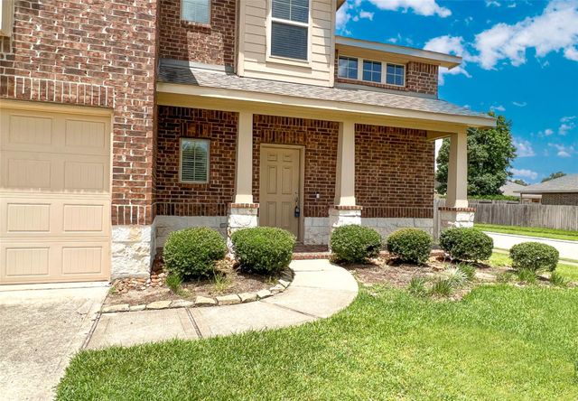 166 Meadow Grove Drive, Conroe, TX 77384