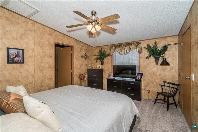 3185 E Lagro Rd, Superior, WI 54880
