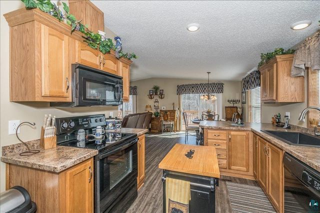 3185 E Lagro Rd, Superior, WI 54880
