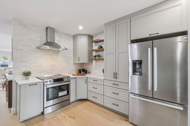 34 Larch Street 34, Boston, MA 02135