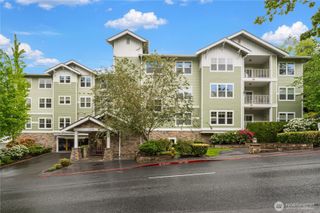 4406 Providence Point Place SE #302, Issaquah, WA 98029