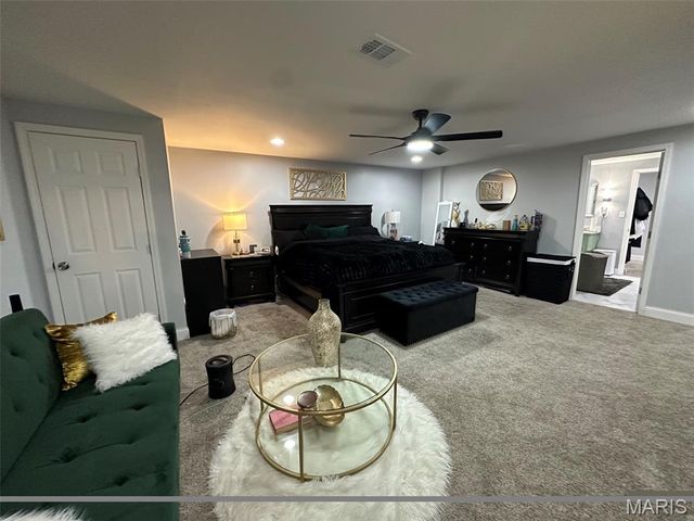 522 Rifle Ridge Drive, Wentzville, MO 63366