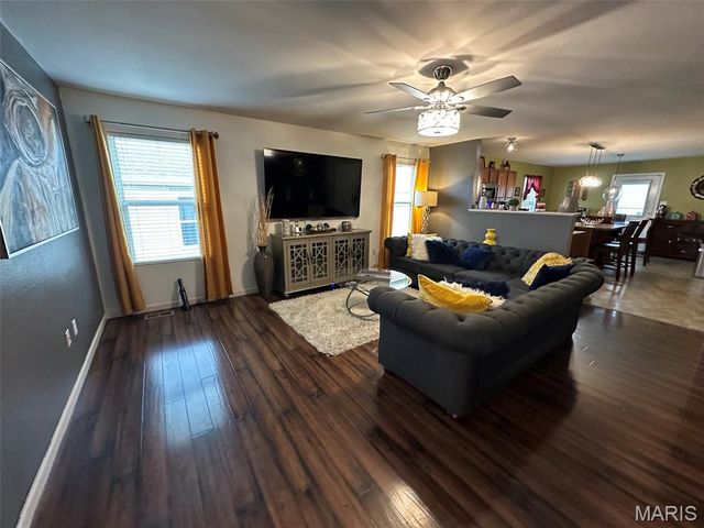 522 Rifle Ridge Drive, Wentzville, MO 63366