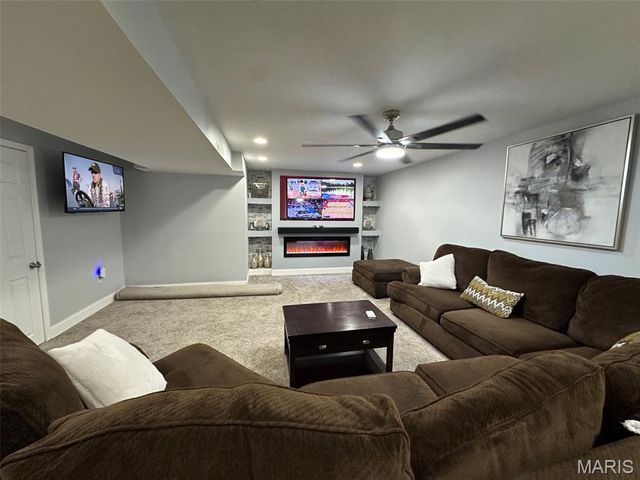 522 Rifle Ridge Drive, Wentzville, MO 63366