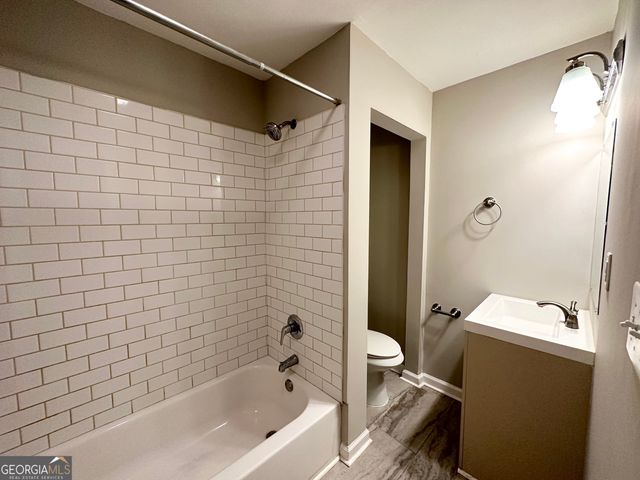 2353 Arno Court, Atlanta, GA 30318