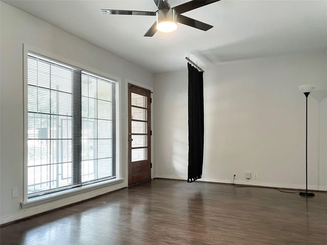 2102 Ansbury Drive, Houston, TX 77018