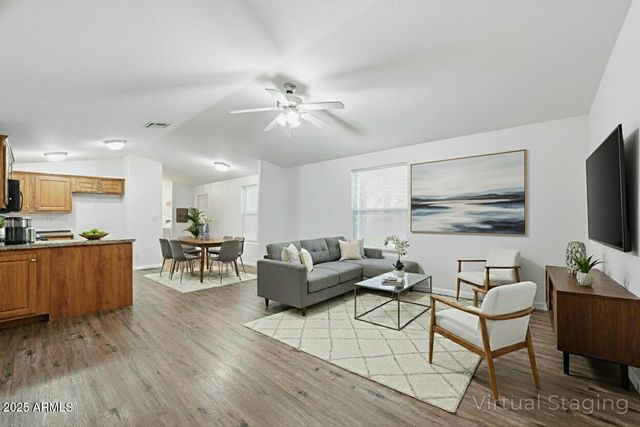 8427 W GLENDALE Avenue 88, Glendale, AZ 85305