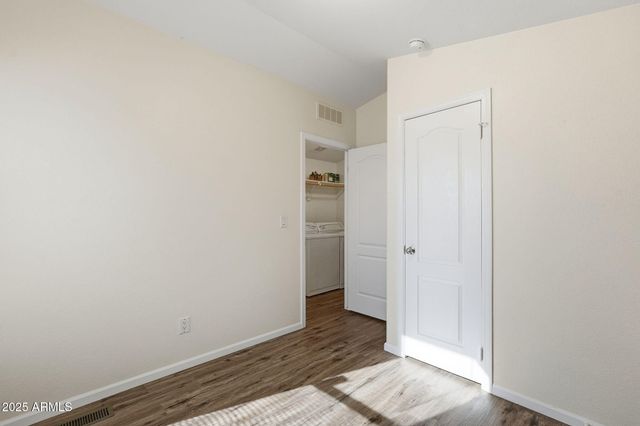 8427 W GLENDALE Avenue 88, Glendale, AZ 85305