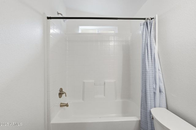 8427 W GLENDALE Avenue 88, Glendale, AZ 85305