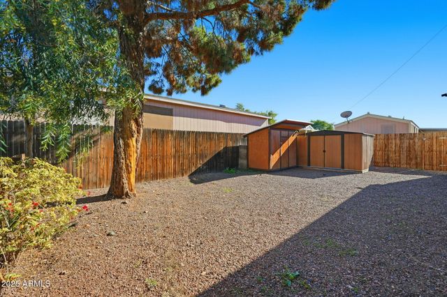 8427 W GLENDALE Avenue 88, Glendale, AZ 85305