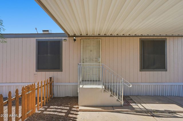 8427 W GLENDALE Avenue 88, Glendale, AZ 85305