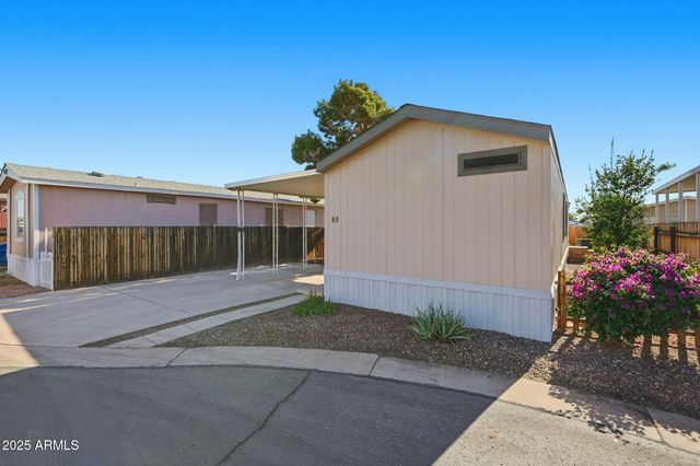 8427 W GLENDALE Avenue 88, Glendale, AZ 85305