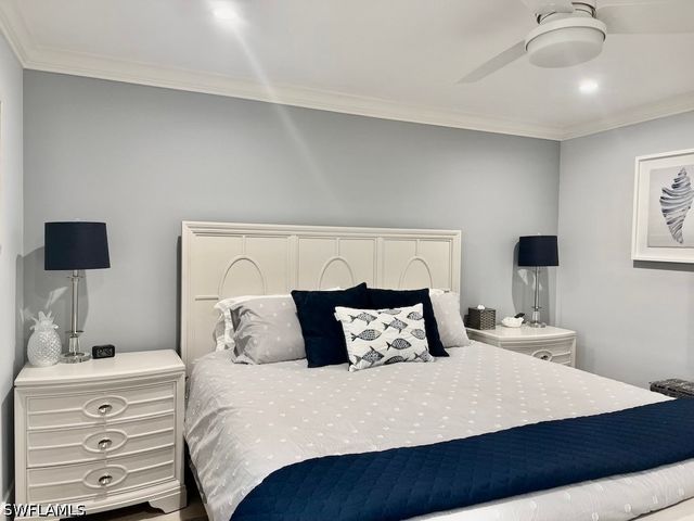 225 5th AVE S 103, Naples, FL 34102