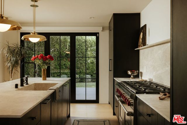 3378 Canton Lane, Studio City, CA 91604