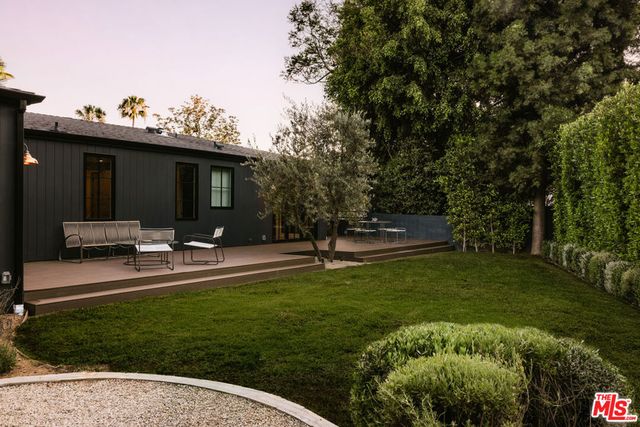 3378 Canton Lane, Studio City, CA 91604
