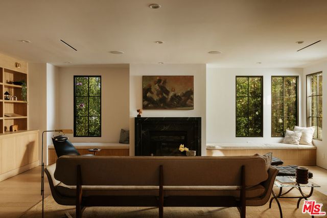 3378 Canton Lane, Studio City, CA 91604