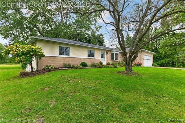 21210 Sherwood Road, Belleville, MI 48111