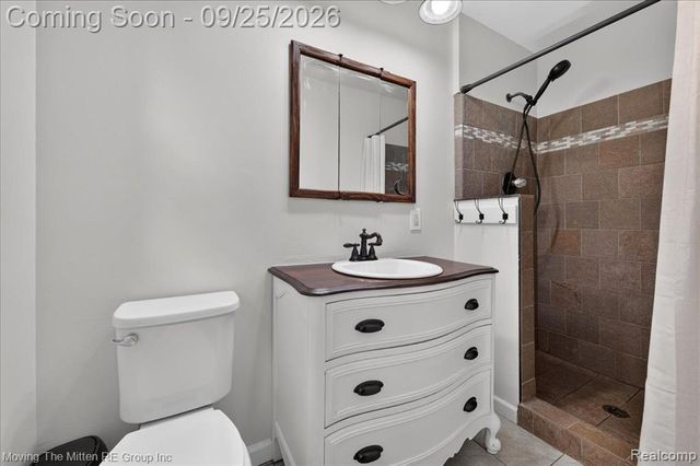 21210 Sherwood Road, Belleville, MI 48111