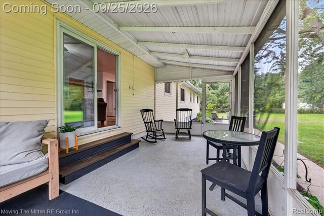 21210 Sherwood Road, Belleville, MI 48111