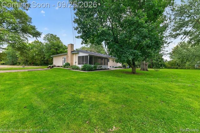 21210 Sherwood Road, Belleville, MI 48111