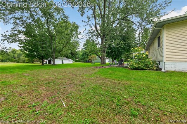 21210 Sherwood Road, Belleville, MI 48111