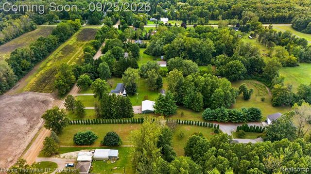 21210 Sherwood Road, Belleville, MI 48111