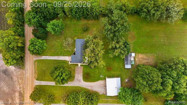 21210 Sherwood Road, Belleville, MI 48111