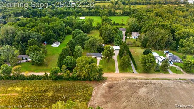 21210 Sherwood Road, Belleville, MI 48111