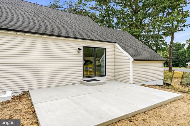 406 3RD ST, Atco, NJ 08004