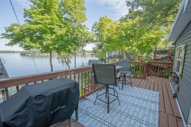 11791 W Pirates Roost Road, Monticello, IN 47960