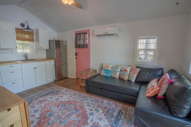 11791 W Pirates Roost Road, Monticello, IN 47960