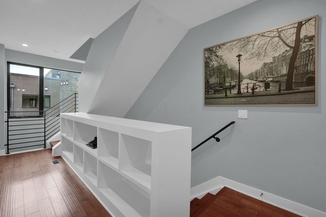 804 Senco Lane, Columbus, OH 43215