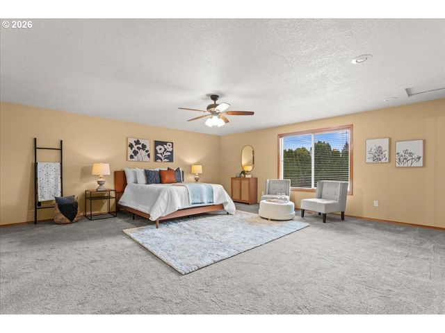 1620 Se 176TH Ave, Portland, OR 97233