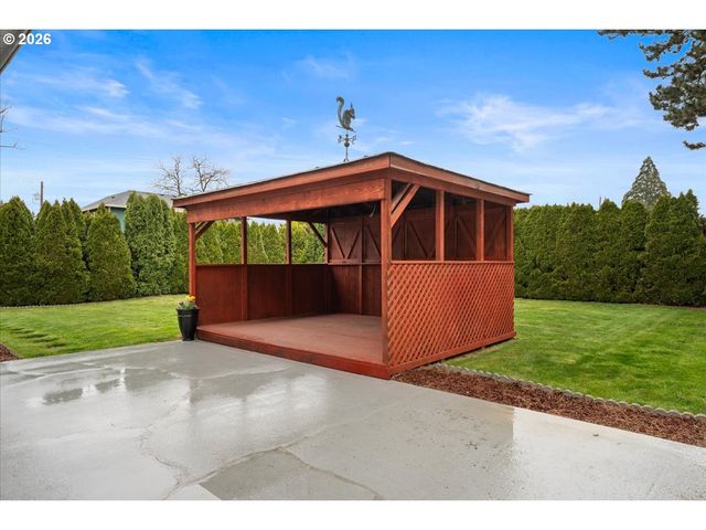 1620 Se 176TH Ave, Portland, OR 97233