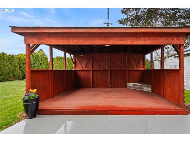 1620 Se 176TH Ave, Portland, OR 97233