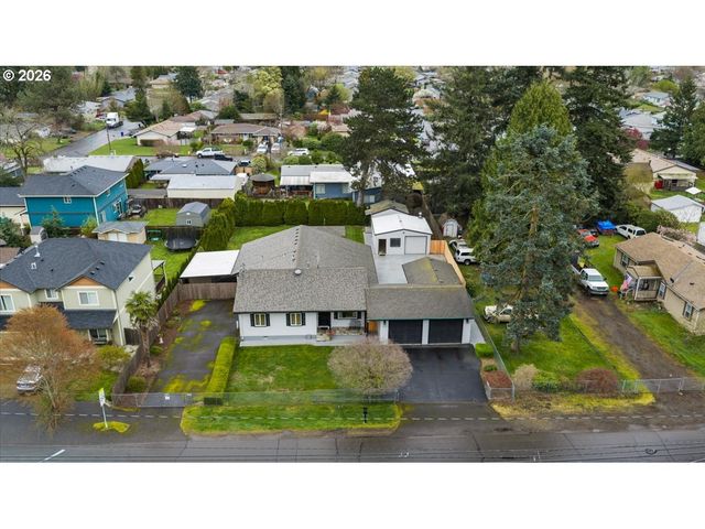 1620 Se 176TH Ave, Portland, OR 97233
