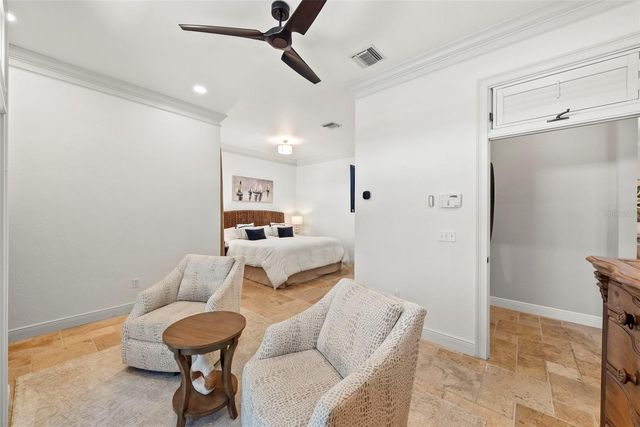 2028 ILLINOIS AVENUE NE, St Petersburg, FL 33703