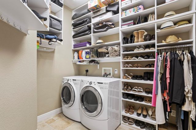 2028 ILLINOIS AVENUE NE, St Petersburg, FL 33703