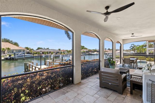 2028 ILLINOIS AVENUE NE, St Petersburg, FL 33703