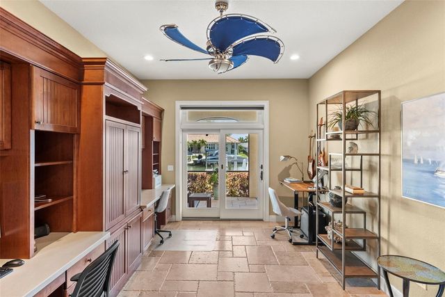2028 ILLINOIS AVENUE NE, St Petersburg, FL 33703
