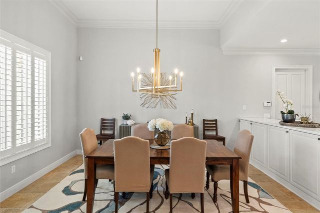 2028 ILLINOIS AVENUE NE, St Petersburg, FL 33703