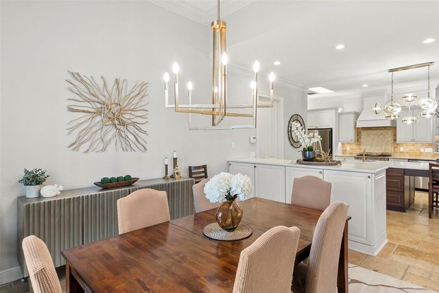 2028 ILLINOIS AVENUE NE, St Petersburg, FL 33703