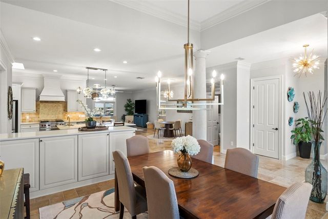 2028 ILLINOIS AVENUE NE, St Petersburg, FL 33703