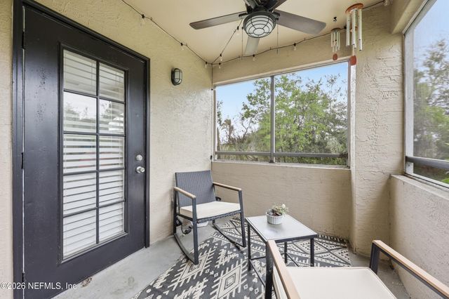 1701 THE GREENS Way 1913, Jacksonville Beach, FL 32250